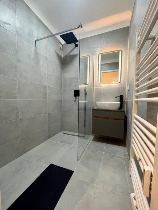 Apartment Designer